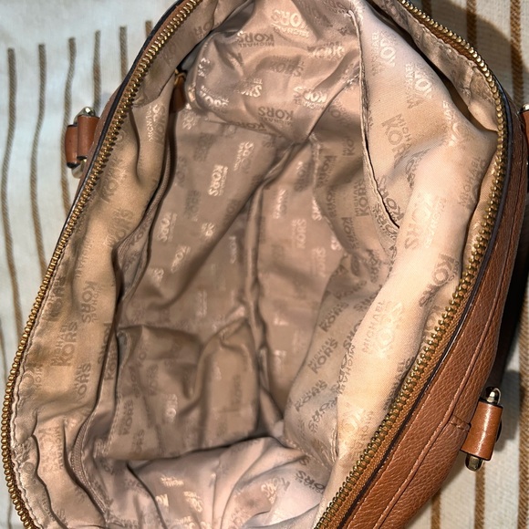 Michael Kors Tan Leather Shoulder Bag - Picture 6 of 6